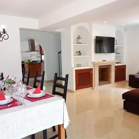 In Pedruscada Mit Privatem Pool By Interhome Будинок відпочинку Кала-Ратхада
